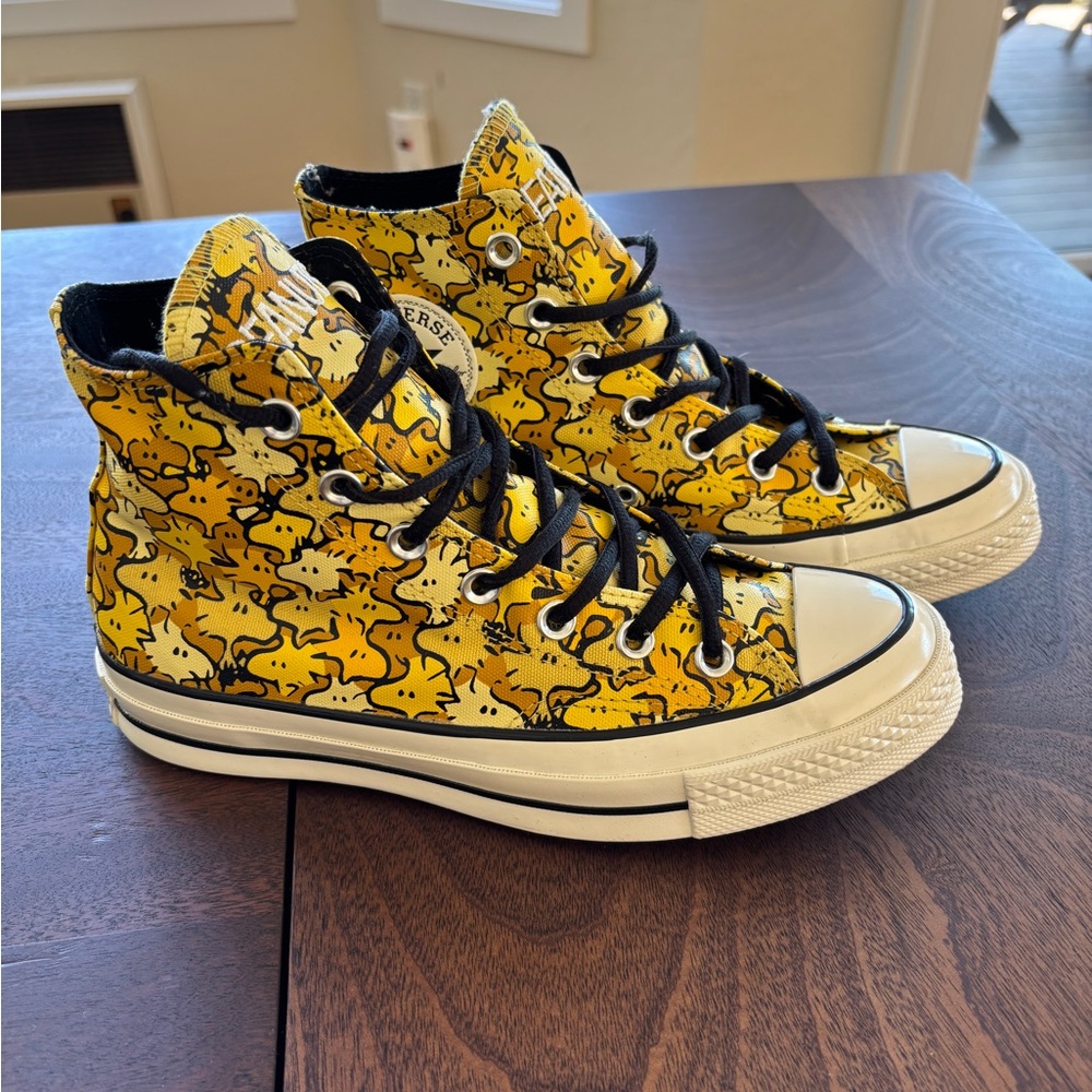 Converse Peanuts Woodstock  High-Top Sneakers